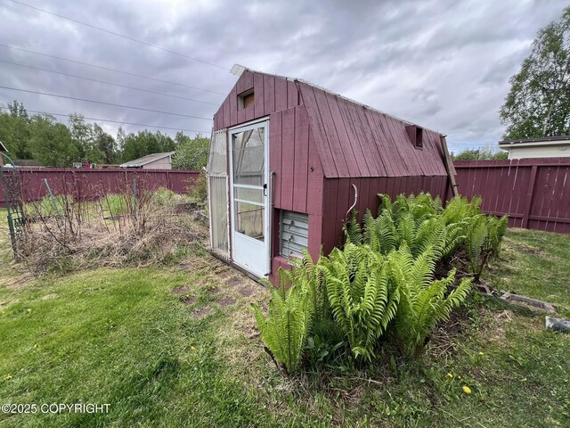 7700 Dover Ave, Anchorage, AK 99504 - view of shed
