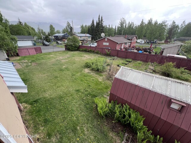 7700 Dover Ave, Anchorage, AK 99504 - view of yard