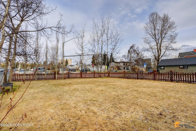 1008 Cordova St, Anchorage, AK 99501 - view of yard featuring a residential view