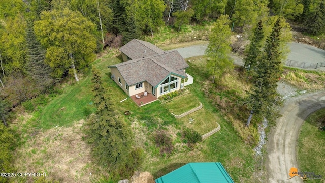 aerial view of property and surrounding area