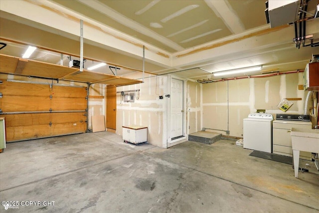 4035 S Tustin Dr, Palmer, AK 99645 - garage with separate washer and dryer