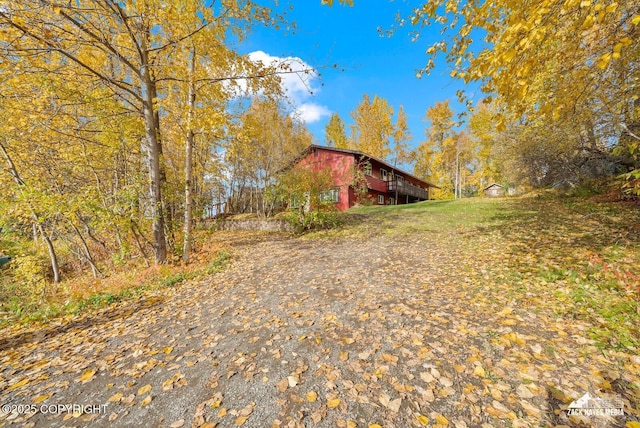 1507 W 47th Ave, Anchorage, AK 99503 - view of property exterior with a barn