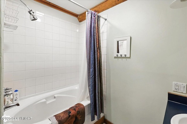 4510 Thomas Ct, Homer, AK 99603 - full bath featuring shower / tub combo