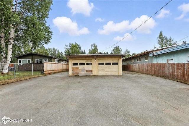 933 W 20th Ave, Anchorage, AK 99503 - view of detached garage
