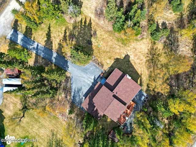 aerial view of property and surrounding area