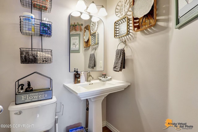 bathroom featuring toilet
