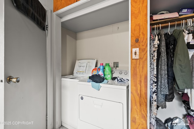 4207 Cope St, Anchorage, AK 99503 - washroom featuring washer and dryer