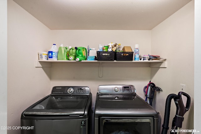 1957 Terrebonne Loop, Anchorage, AK 99502 - washroom featuring washer and dryer