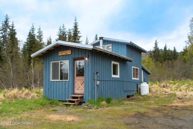 55851 Glenn Rd, Homer, AK 99603 - view of outbuilding featuring entry steps