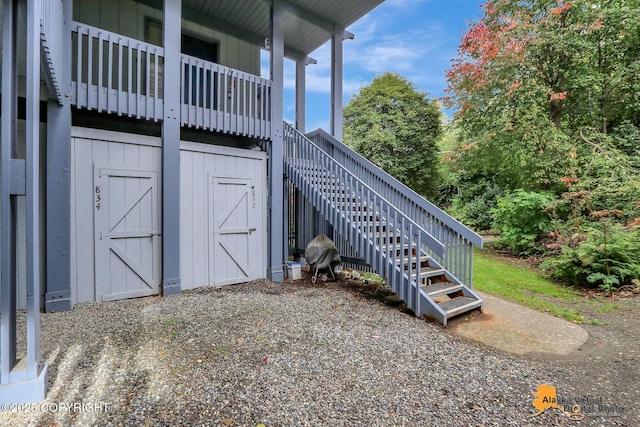 832 O Pl Unit 832, Anchorage, AK 99501 - view of patio with stairs
