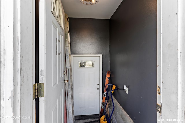 437 E 14th Ave, Anchorage, AK 99501 - view of foyer entrance