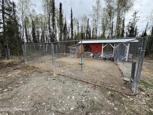view of outdoor structure featuring an outdoor structure