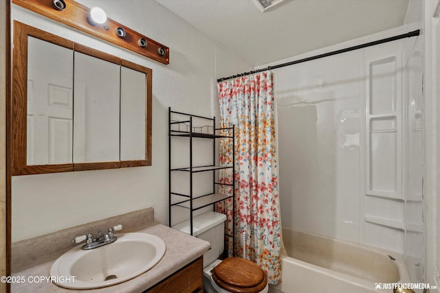 1031 E Dunedin St, Wasilla, AK 99654 - full bathroom with vanity, toilet, and shower / bath combo with shower curtain