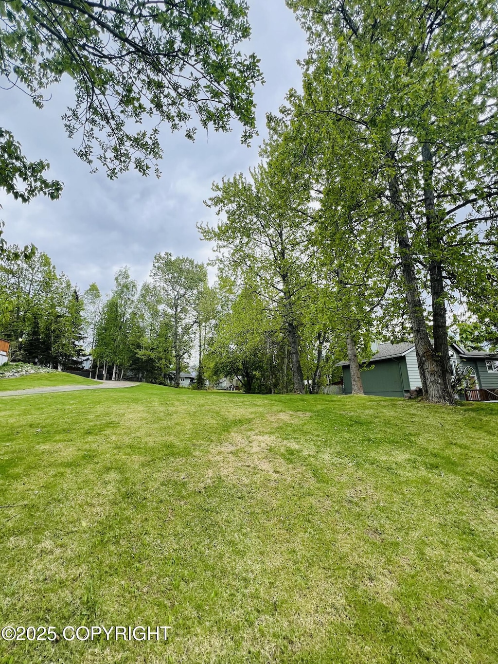 8203 Parkridge Cir, Anchorage, AK 99507