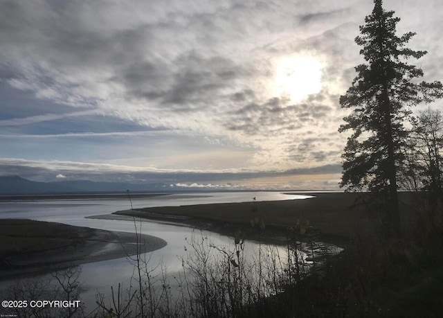7061 S Hayfield Rd, Wasilla, AK 99654
