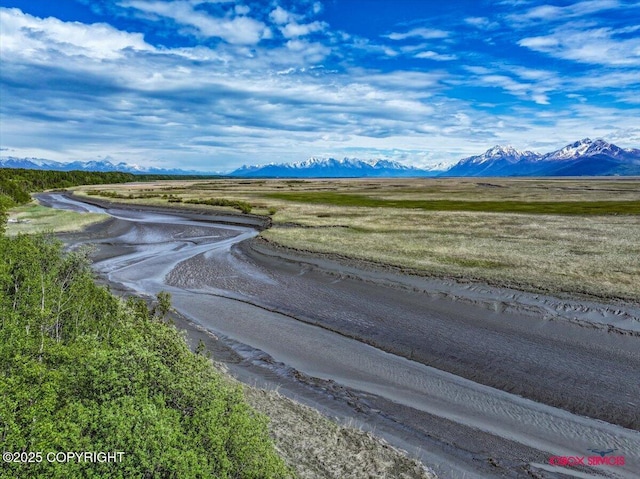 7061 S Hayfield Rd, Wasilla, AK 99654
