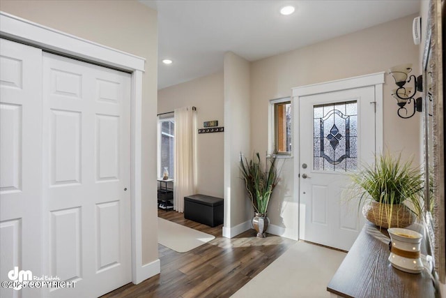 1630 S Corwin Ln, Wasilla, AK 99654 - entryway featuring wood finished floors, baseboards, and recessed lighting