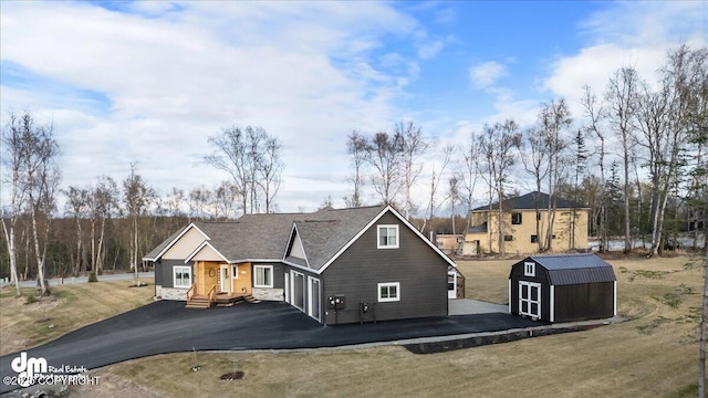 1630 S Corwin Ln, Wasilla, AK 99654 - view of front of property featuring asphalt driveway