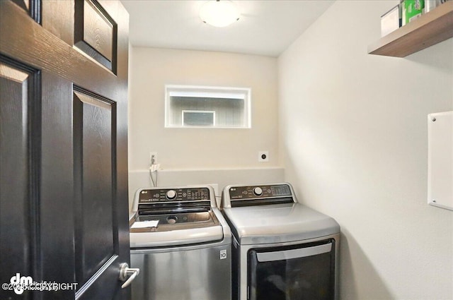 20182 Eagles Nest Ct # 5B, Eagle River, AK 99577 - laundry area featuring separate washer and dryer