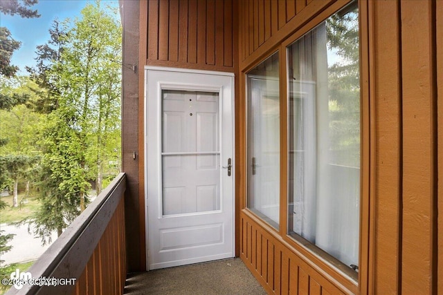 7341 Huntsmen Cir Unit 19C, Anchorage, AK 99518 - property entrance featuring a balcony