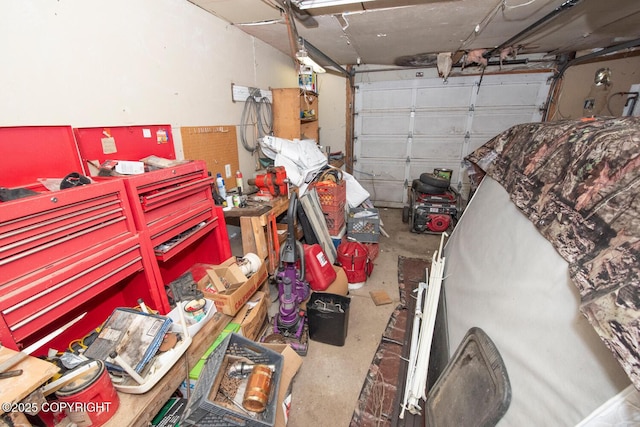 1403 W 34th Ave, Anchorage, AK 99503 - view of garage