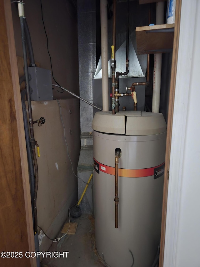 17690 E Idle Dr, Palmer, AK 99645 - utilities featuring gas water heater