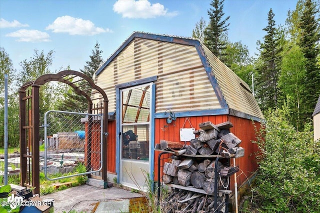 650 N Esty Dr, Palmer, AK 99645 - view of outbuilding with a gate