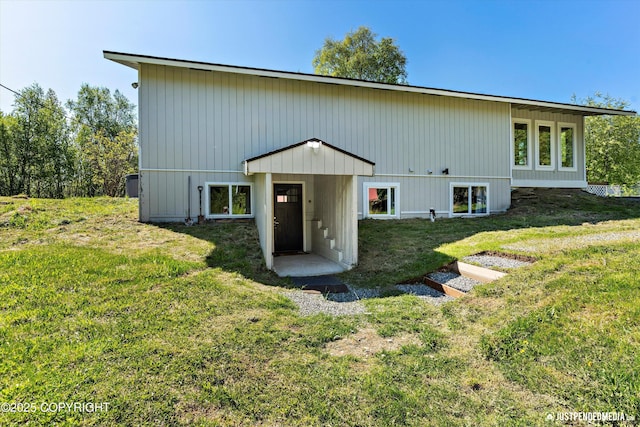 1551 S Oat St, Wasilla, AK 99654 - view of front of property with a front yard