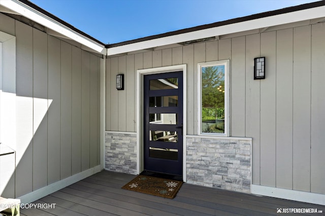 1551 S Oat St, Wasilla, AK 99654 - view of exterior entry with stone siding