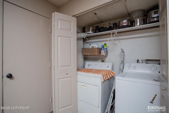 767 N Yakima St, Wasilla, AK 99654 - laundry area with separate washer and dryer