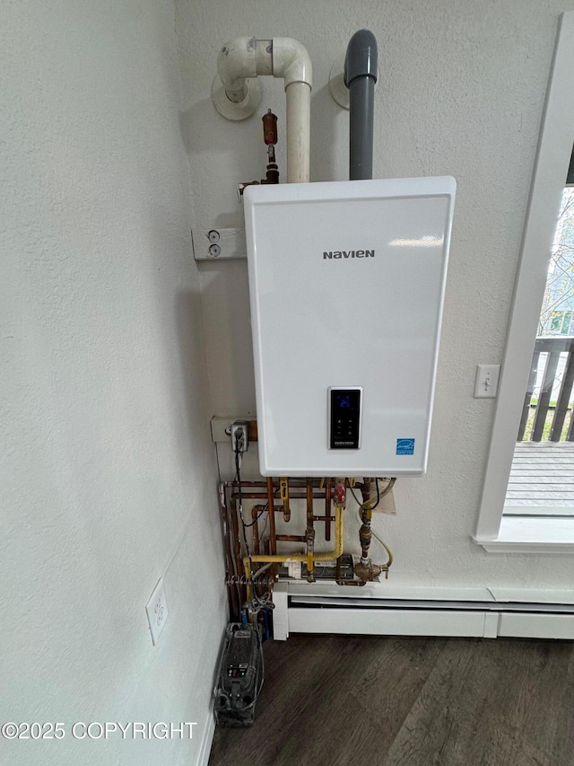1430 Bridgeway St # 3, Anchorage, AK 99501 - utility room with water heater