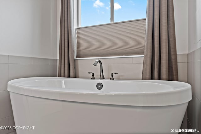 1506 M St, Anchorage, AK 99501 - bathroom featuring tile walls and a bathtub