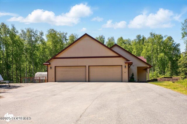 6325 S Hayfield Rd, Wasilla, AK 99654 - view of front of home
