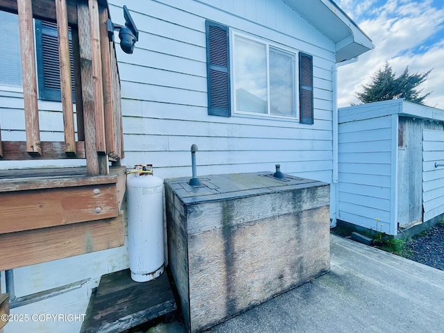 1310 Madsen Ave, Kodiak, AK 99615 - exterior view