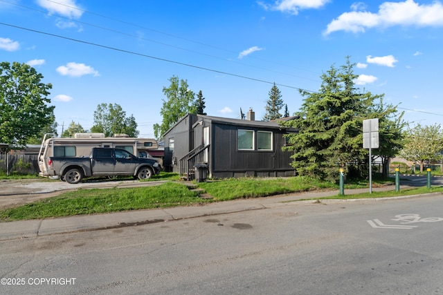 241 N Flower St, Anchorage, AK 99508 - view of front of house