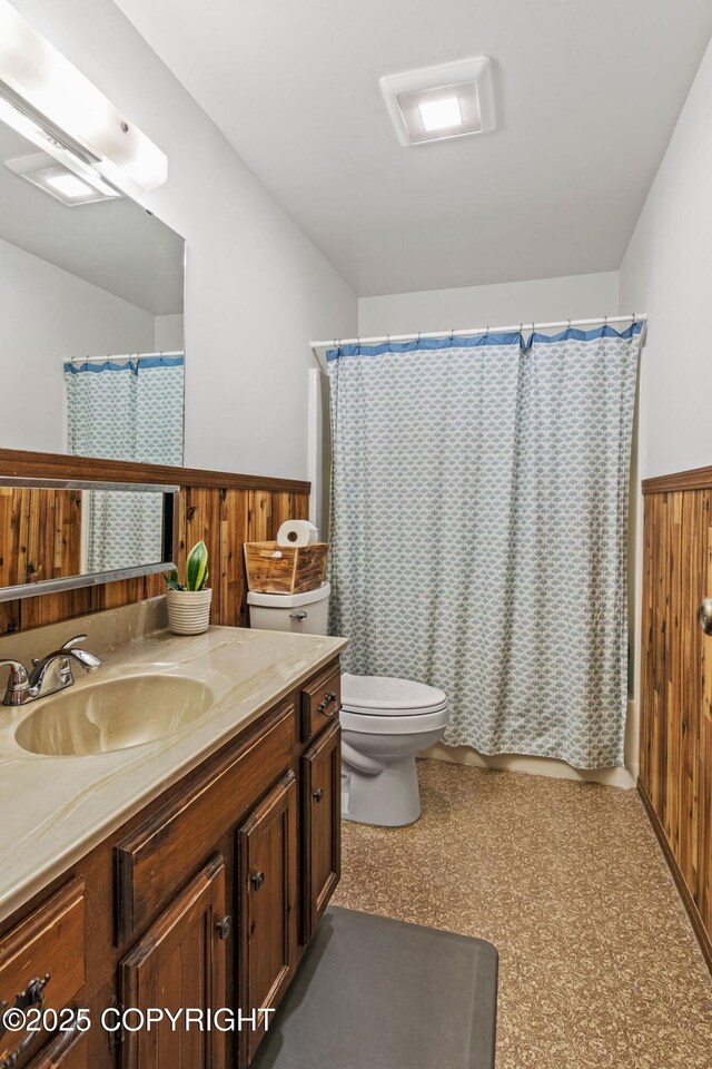 45035 Ptarmigan Pl, Soldotna, AK 99669 - full bathroom featuring vanity and a shower with shower curtain