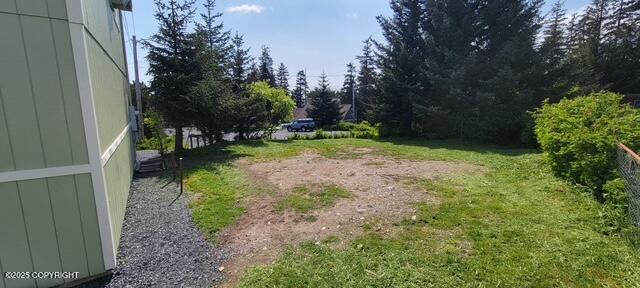 301 Teal Way, Kodiak, AK 99615 - view of yard