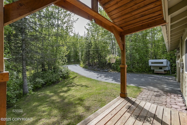 9845 E Lee Ann Dr, Palmer, AK 99645 - view of green lawn featuring a wooded view