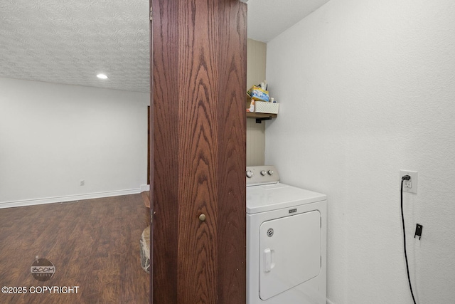 9845 E Lee Ann Dr, Palmer, AK 99645 - washroom featuring washer / dryer, baseboards, wood finished floors, and a textured ceiling