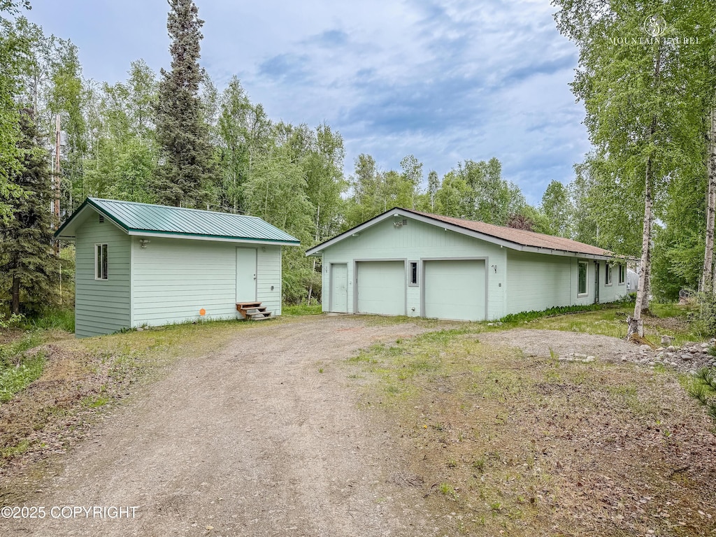 7640 W Scarlet Dr, Wasilla, AK 99623 - view of detached garage