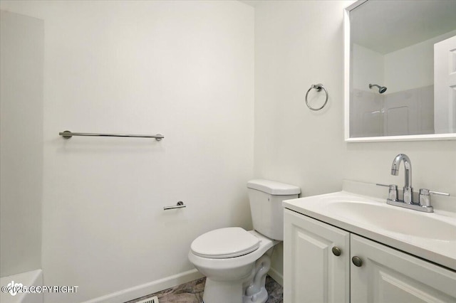 557 N Glenn Hwy, Palmer, AK 99645 - full bath featuring toilet, vanity, baseboards, and a shower