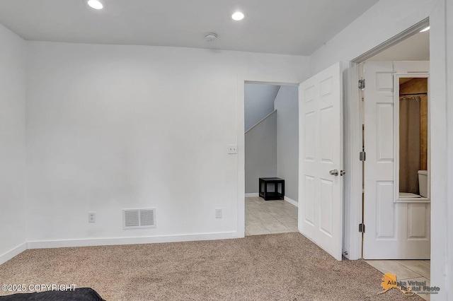 8825 W Mcquire Ln, Wasilla, AK 99623 - unfurnished room with carpet, a smoke detector, and recessed lighting