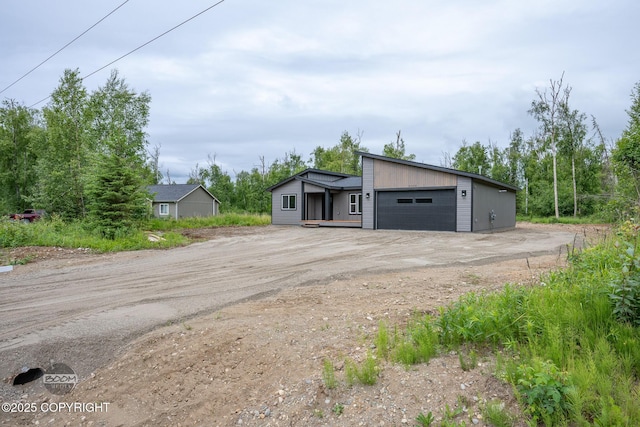 8328 S Ira Dr, Wasilla, AK 99623 - view of garage