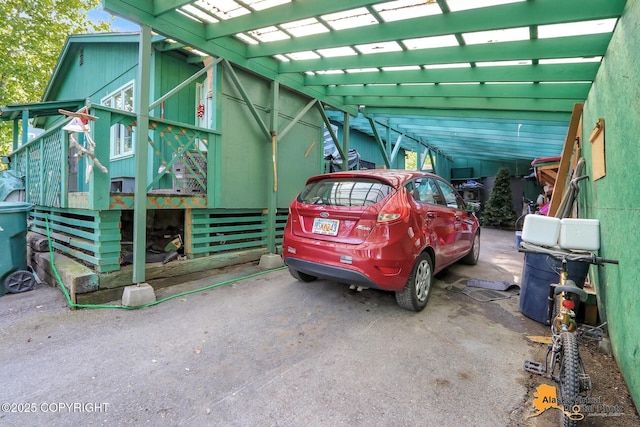 7510 Peck Ave, Anchorage, AK 99504 - garage featuring a carport
