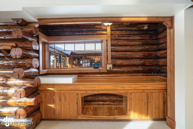 40327 S Malaspina Loop, Talkeetna, AK 99676 - bar with log walls