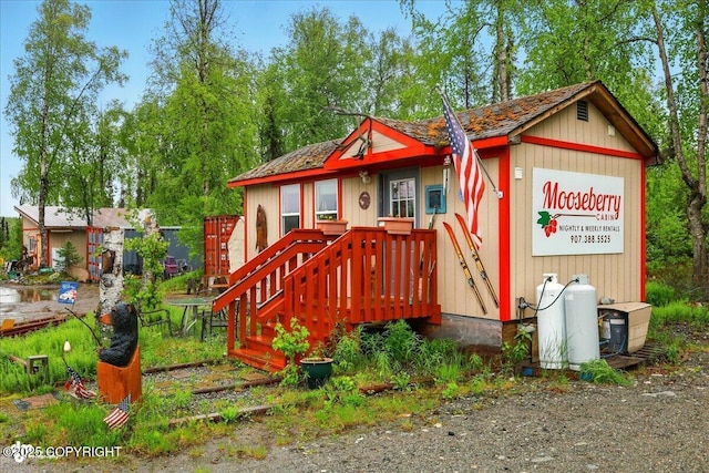9637 N Buckingham Palace Rd, Willow, AK 99688 - view of front of house