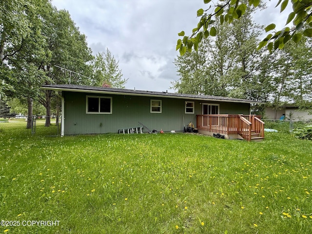 4941 E Rhubarb Cir, Wasilla, AK 99654 - back of property with a deck