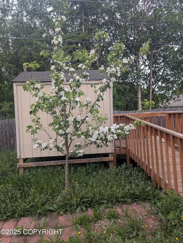 7324 Zurich St, Anchorage, AK 99507 - view of shed