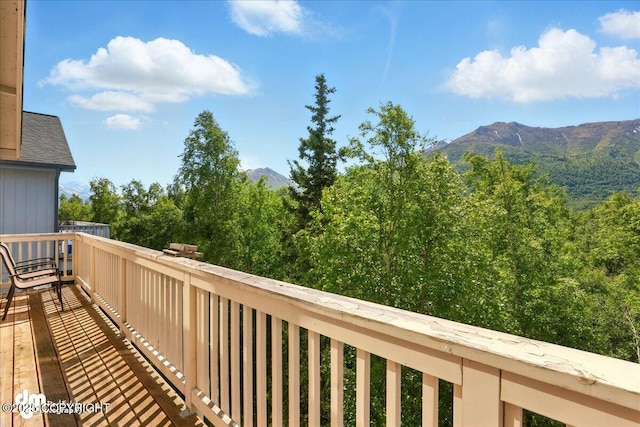 9198 Eagle River Ln, Eagle River, AK 99577 - balcony featuring a mountain view