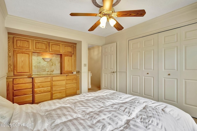 836 O Pl, Anchorage, AK 99501 - bedroom featuring a closet and a ceiling fan